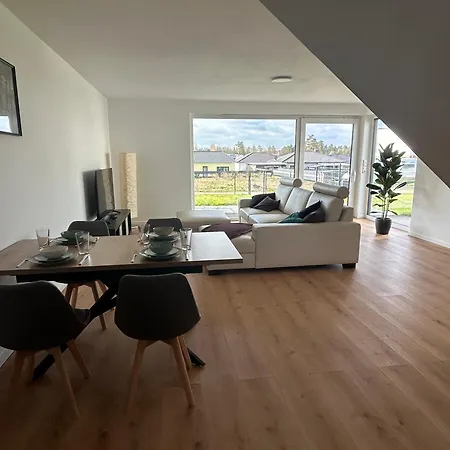 Modernes Privathaus Am See Mit Highspeed-internet * Sassenburg