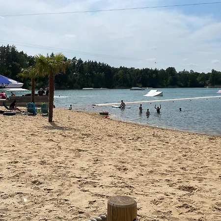 Modernes Privathaus Am See Mit Highspeed-internet * Sassenburg